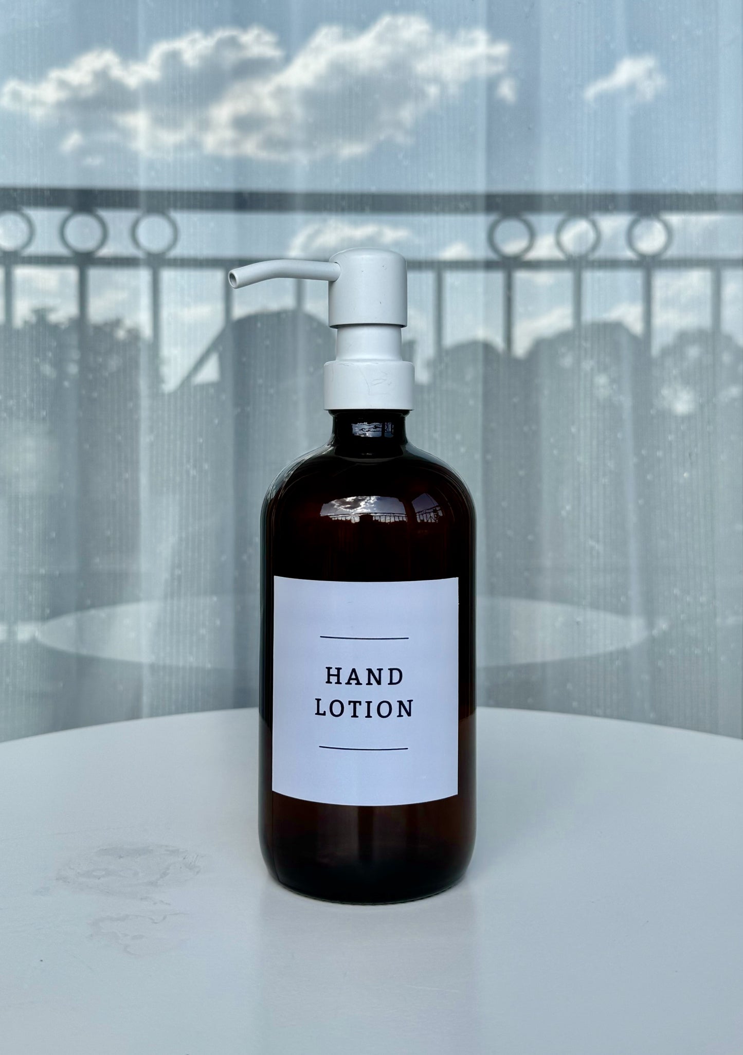 500ml Glass Soap Dispenser With Metallic White Pump Lids