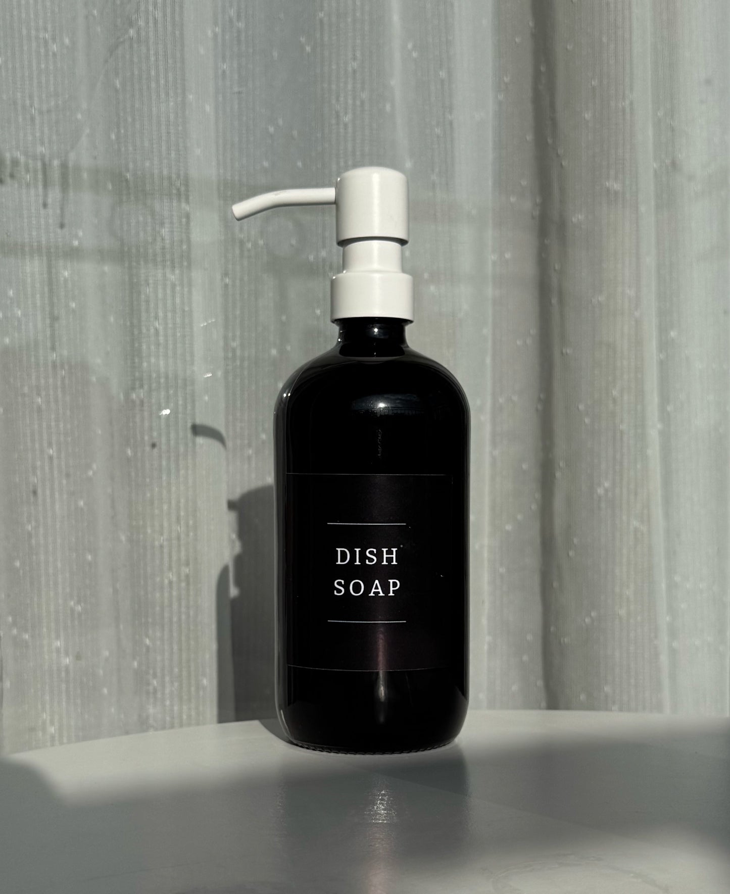 500ml Glass Soap Dispenser  With Metallic White Pump Lids
