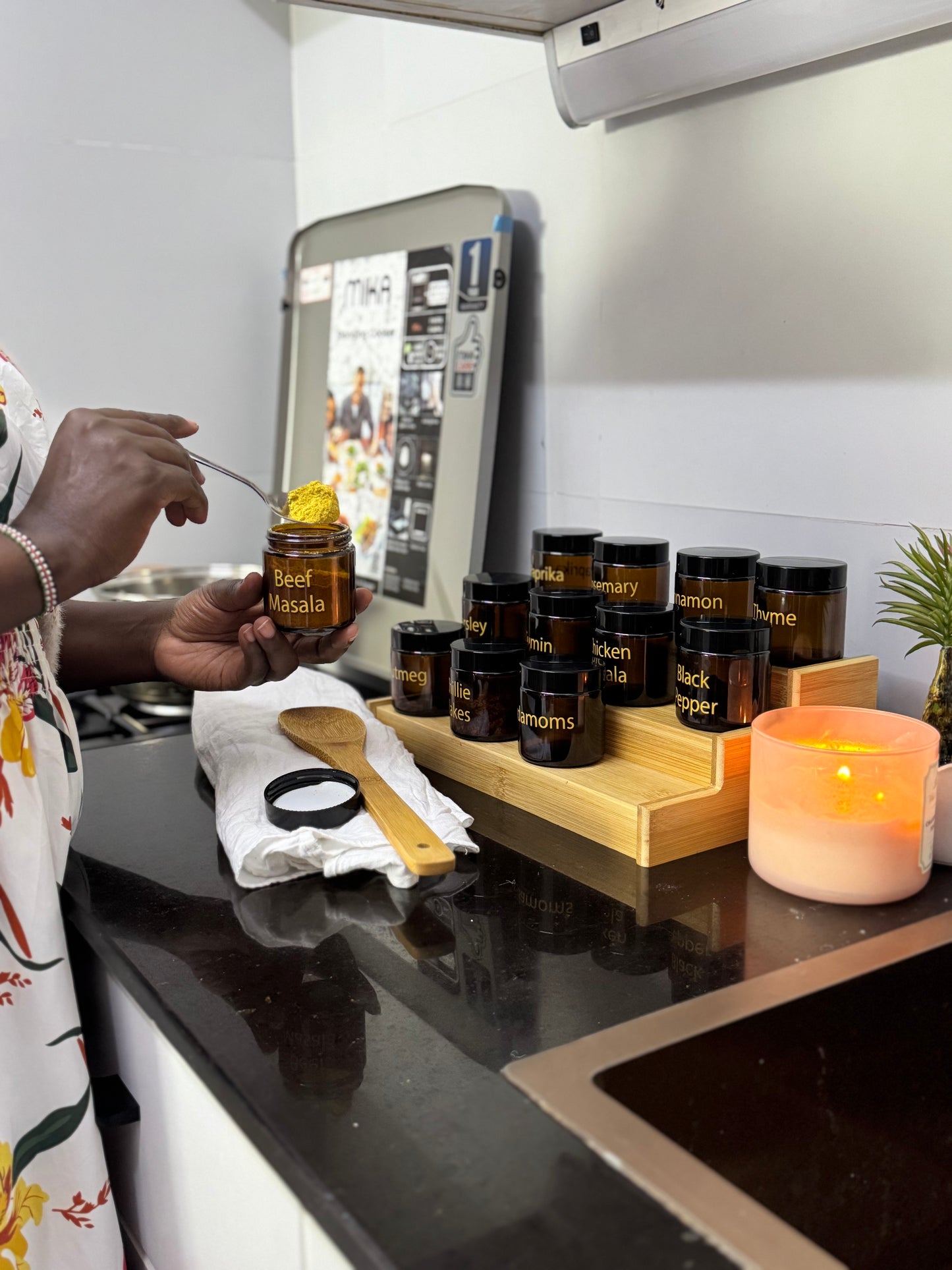 AMBER SPICE JARS